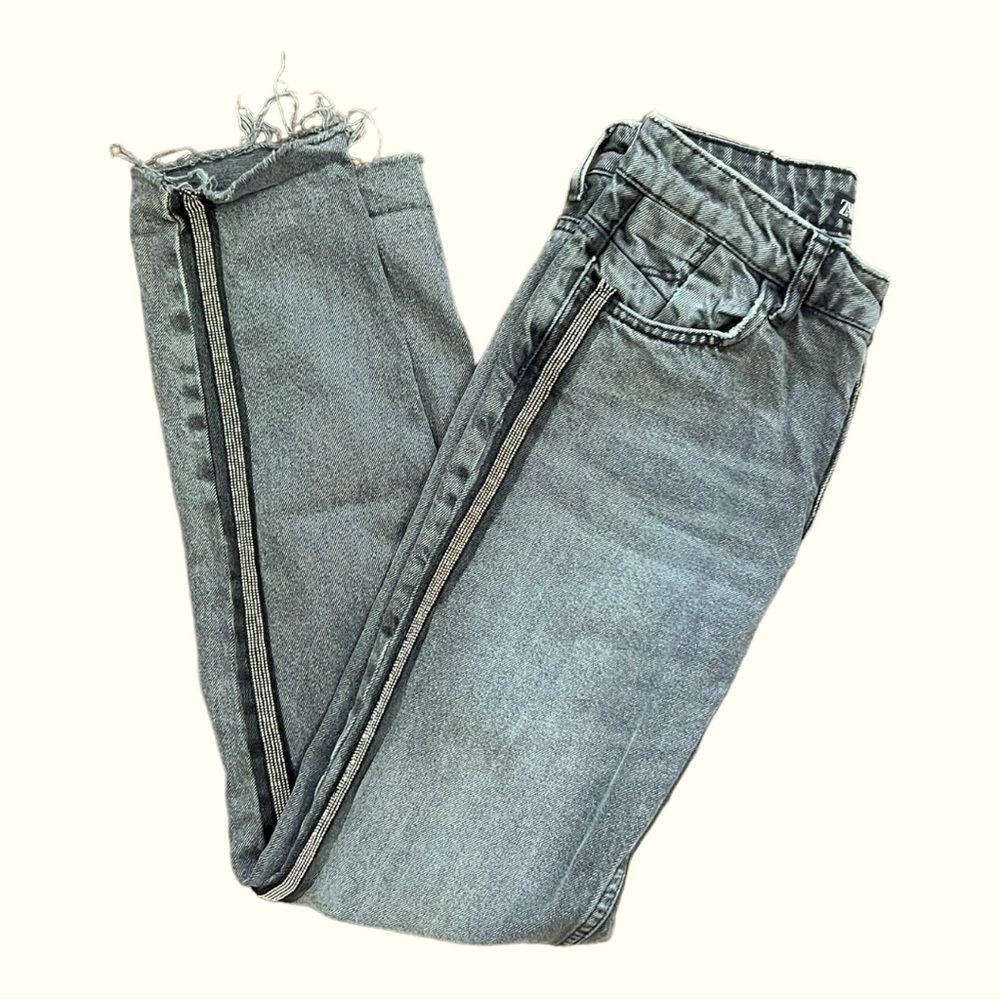 ZARA Black Acid Washed Studded Sides Jeans. Size 2